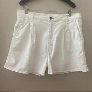 NWT Askk NY | White Pleated Boho Coastal Cowgirl Shorts, 31